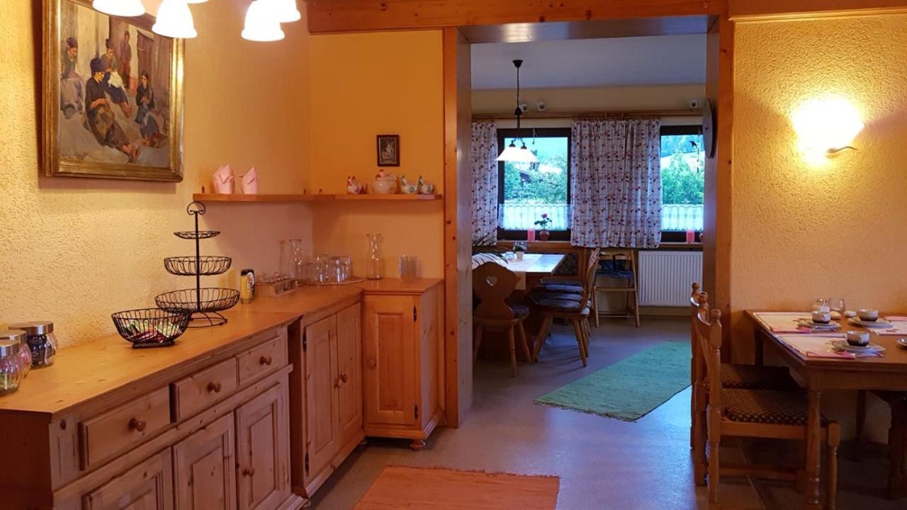 Pension Engelshutt エクステリア 写真