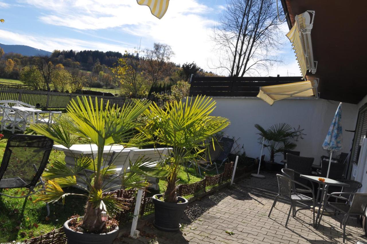 Pension Engelshutt エクステリア 写真